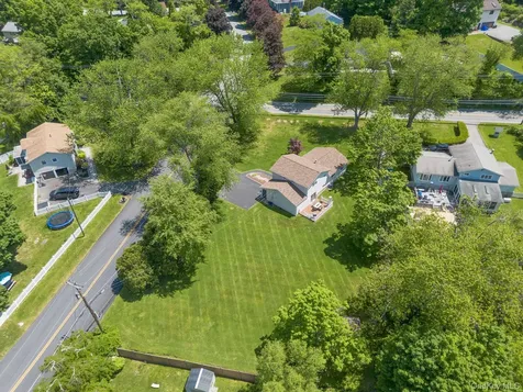 351 London Road Yorktown Heights NY 10598