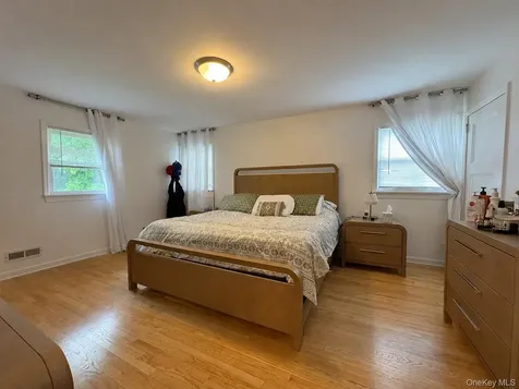 3 Stonewall Lane Mamaroneck NY 10543
