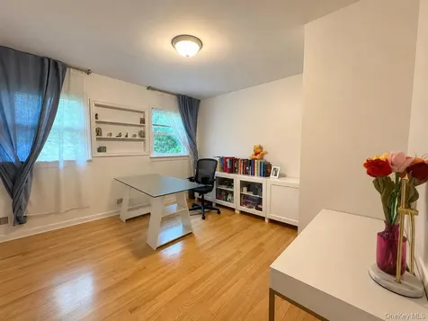 3 Stonewall Lane Mamaroneck NY 10543