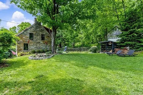 168 Old Route 55 Pawling NY 12564