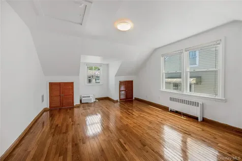 107 Hayward Street Yonkers NY 10704