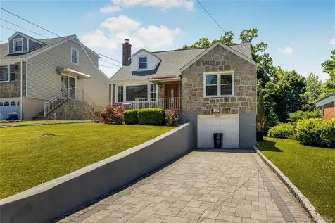 107 Hayward Street Yonkers NY 10704