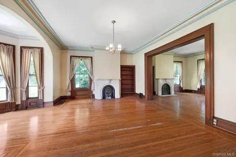 206 Greycourt Road Chester NY 10918