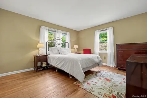 22 Manor Way Brewster NY 10509