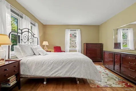 22 Manor Way Brewster NY 10509