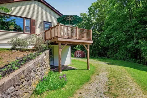 22 Manor Way Brewster NY 10509