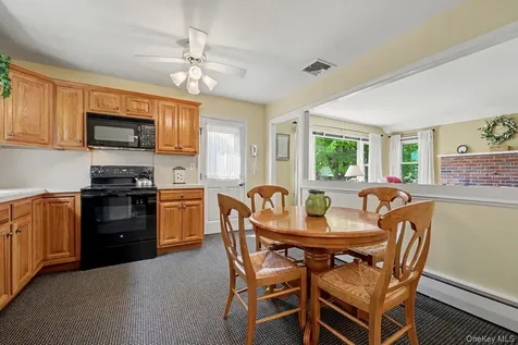 22 Manor Way Brewster NY 10509