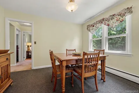 22 Manor Way Brewster NY 10509