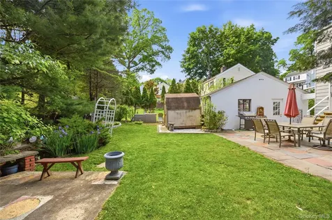 30 Greenvale Circle White Plains NY 10607