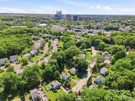 30 Greenvale Circle White Plains NY 10607