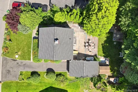 30 Greenvale Circle White Plains NY 10607