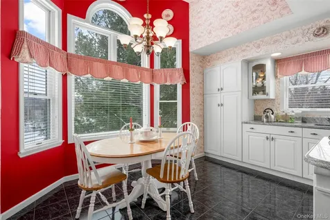 40 Burts Path Hopewell Junction NY 12533