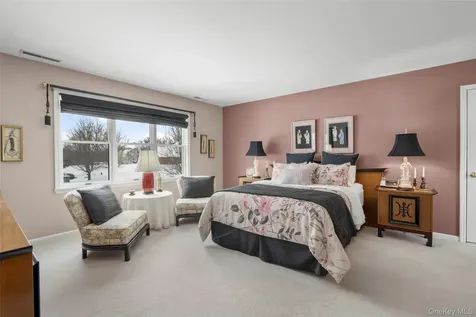 40 Burts Path Hopewell Junction NY 12533