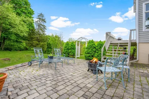 40 Burts Path Hopewell Junction NY 12533
