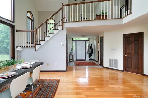 828 West Saugerties Woodstock Road Saugerties NY 12477