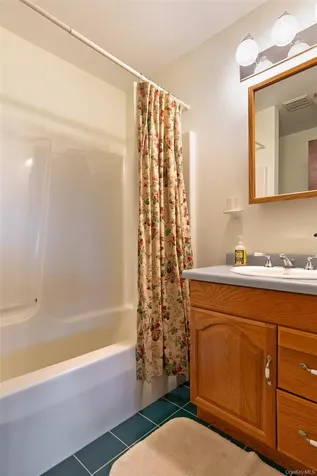 828 West Saugerties Woodstock Road Saugerties NY 12477