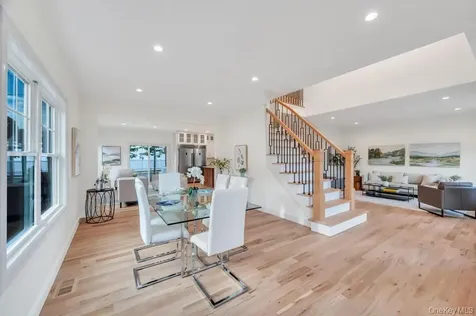 124 North Drive Massapequa NY 11758