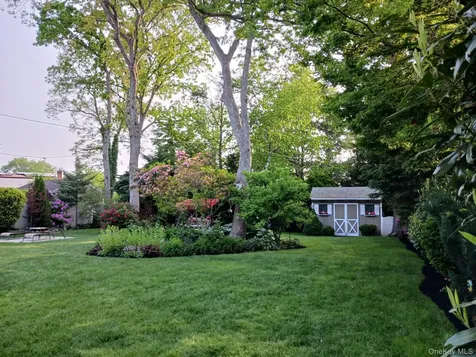 103 East Drive Massapequa NY 11758