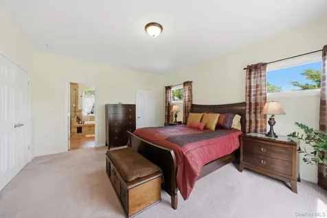 103 East Drive Massapequa NY 11758