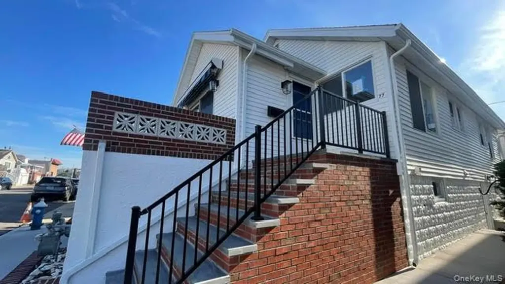 77 Connecticut Avenue Long Beach NY 11561