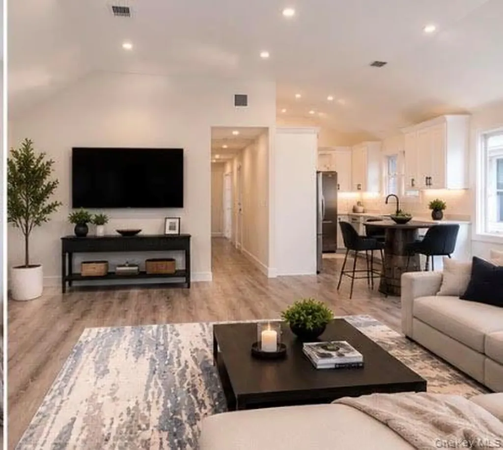 77 Connecticut Avenue Long Beach NY 11561