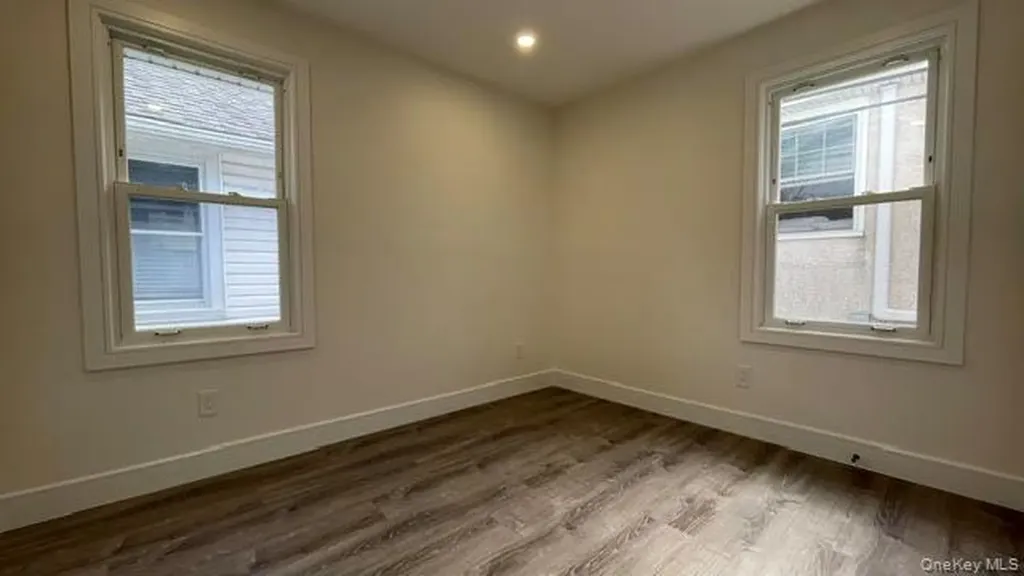 77 Connecticut Avenue Long Beach NY 11561