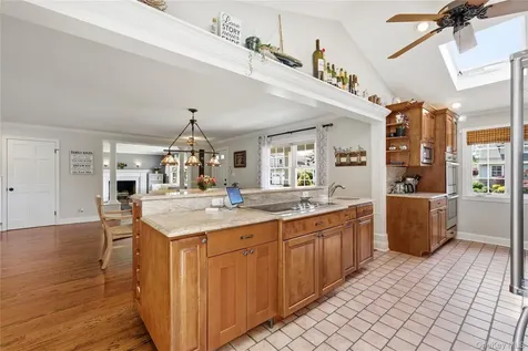 87 Laurel Drive Massapequa Park NY 11762
