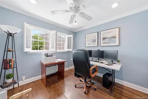 87 Laurel Drive Massapequa Park NY 11762