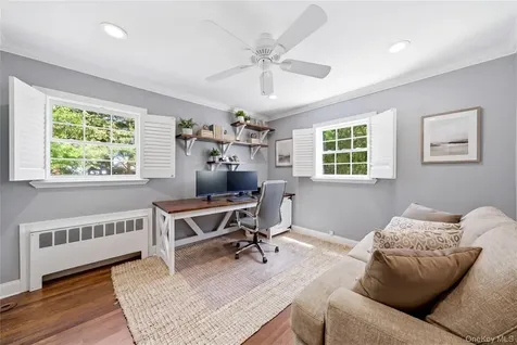 87 Laurel Drive Massapequa Park NY 11762