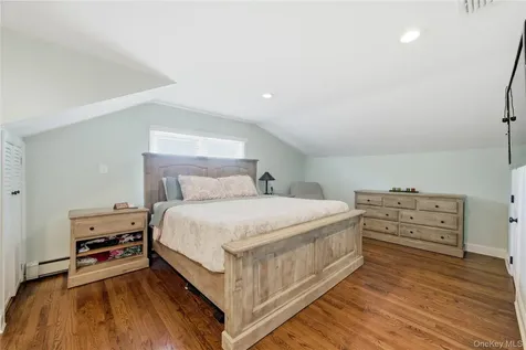 87 Laurel Drive Massapequa Park NY 11762