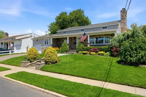 87 Laurel Drive Massapequa Park NY 11762