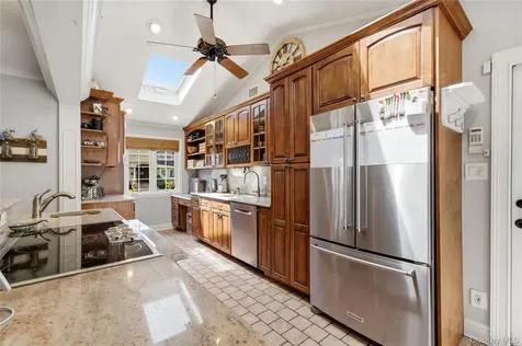 87 Laurel Drive Massapequa Park NY 11762
