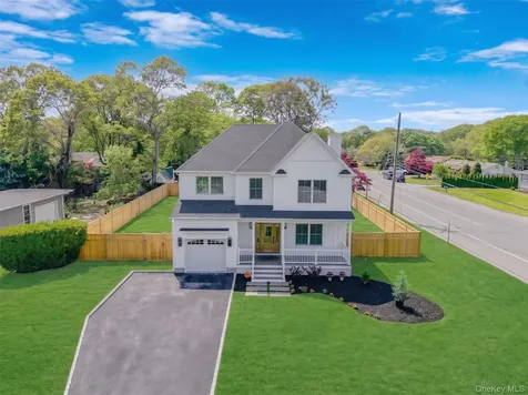 100 Bieselin Road Bellport Village NY 11713