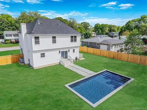 100 Bieselin Road Bellport Village NY 11713