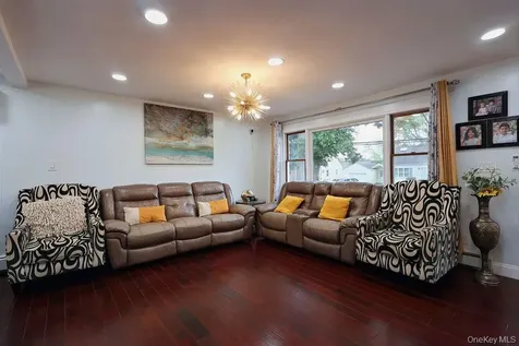 11 Chichester Road Huntington Station NY 11746
