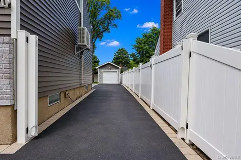 11 Chichester Road Huntington Station NY 11746