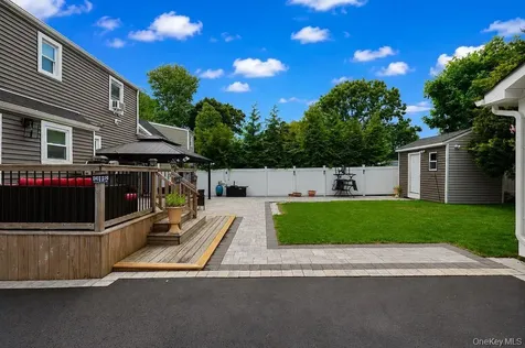11 Chichester Road Huntington Station NY 11746