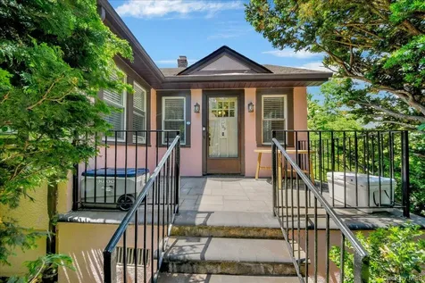 183 Elwood Avenue Hawthorne NY 10532