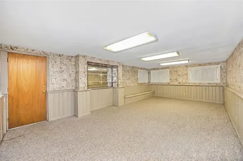 168-24 14th Avenue Beechhurst NY 11357