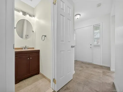187 Doxbury Lane Suffern NY 10901