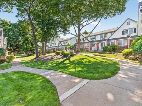 187 Doxbury Lane Suffern NY 10901