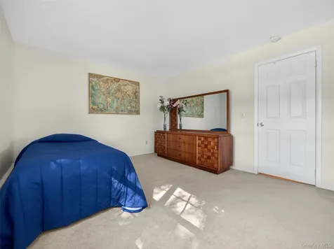 187 Doxbury Lane Suffern NY 10901