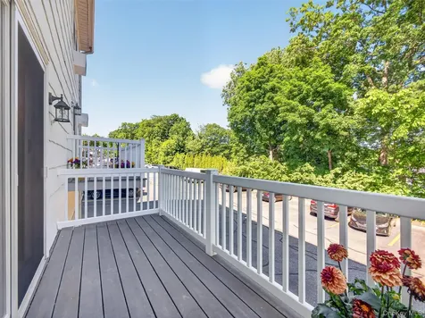 187 Doxbury Lane Suffern NY 10901