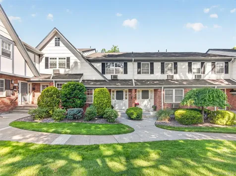 187 Doxbury Lane Suffern NY 10901