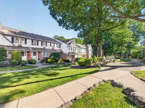 187 Doxbury Lane Suffern NY 10901