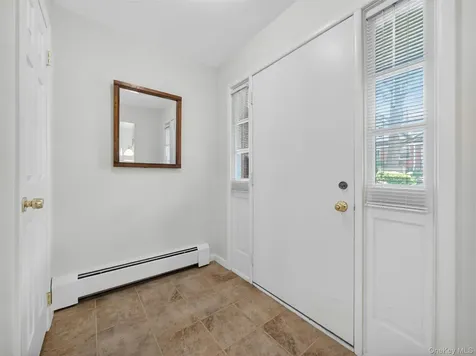 187 Doxbury Lane Suffern NY 10901
