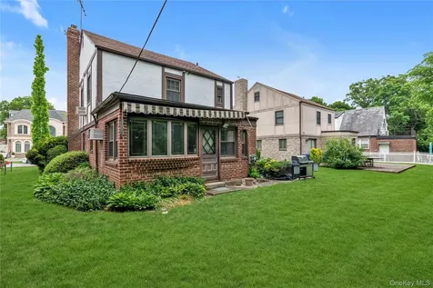 85-22 218th Street Hollis Hills NY 11427
