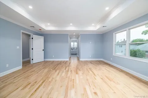 345 Christopher Street Oceanside NY 11572