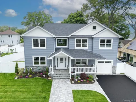 345 Christopher Street Oceanside NY 11572