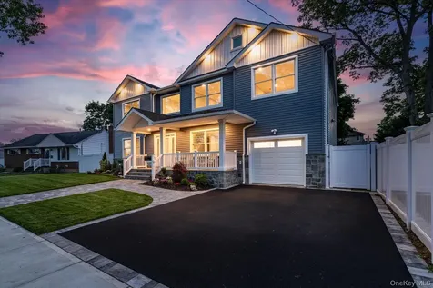 345 Christopher Street Oceanside NY 11572